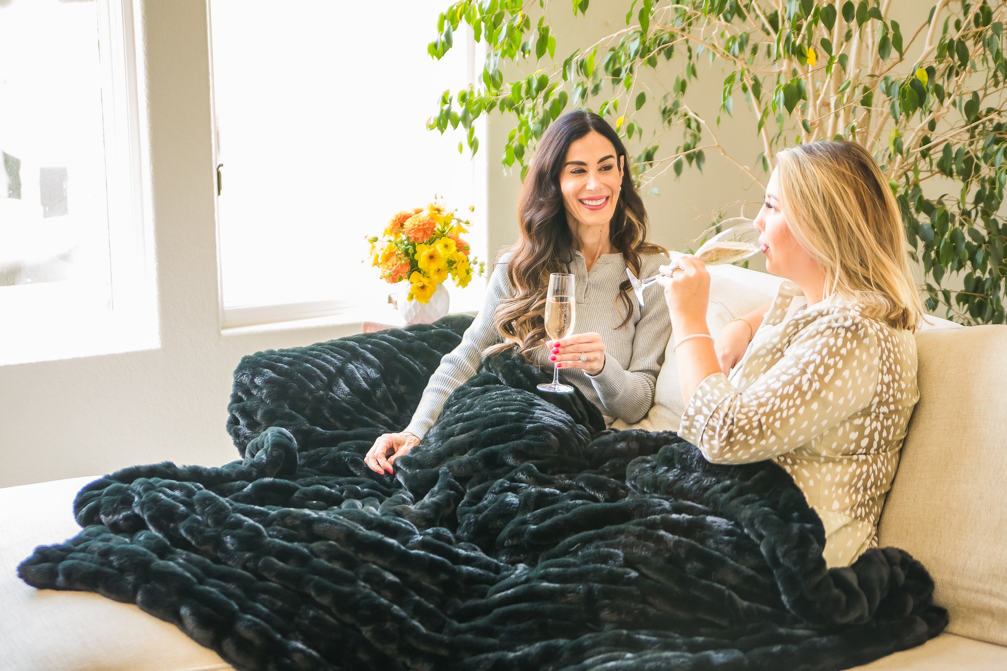 Black Luxury Faux Rabbit Fur Blanket