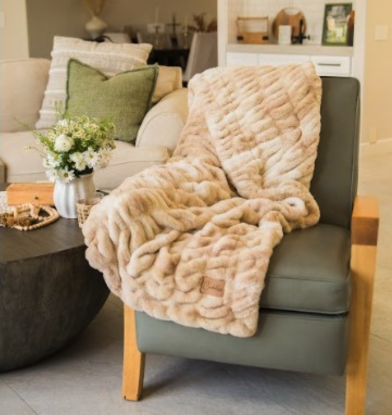 Caramel & Cream Tie Dyed Luxury Faux Rabbit Fur Blanket