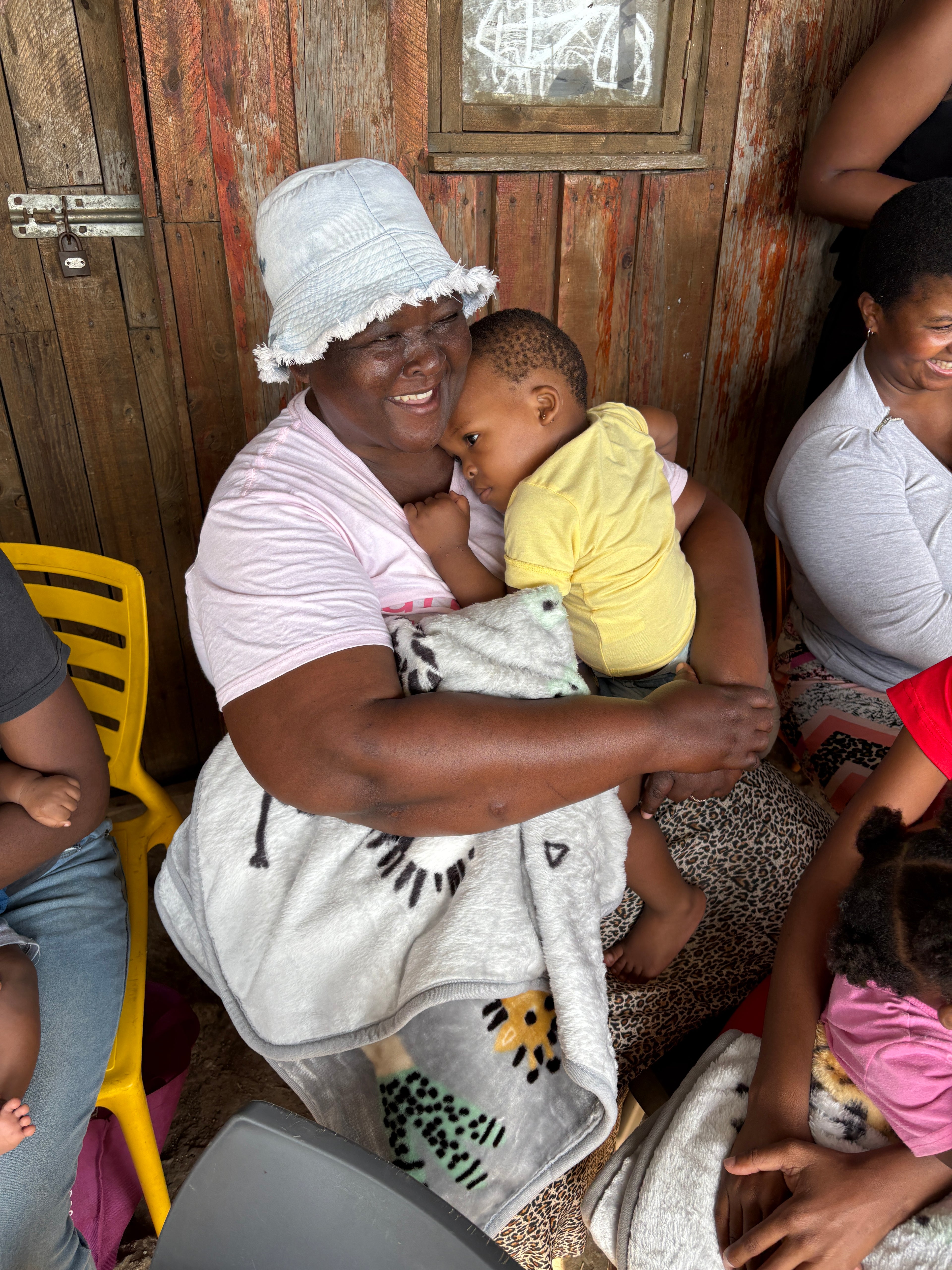 Load video: Cradle &amp; Threads first blanket donation in South Africa, Kwa-Zulu Natal